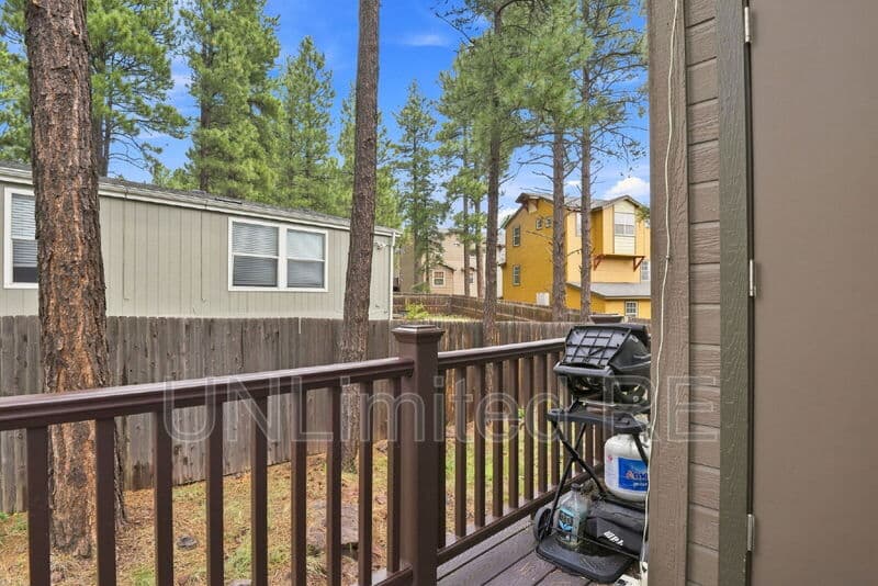 Flagstaff Townhome: 2520 West Pikes Peak Drive