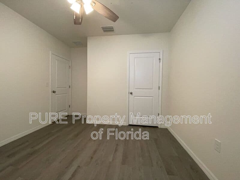 Ocala House: 4950 NE 15th Place