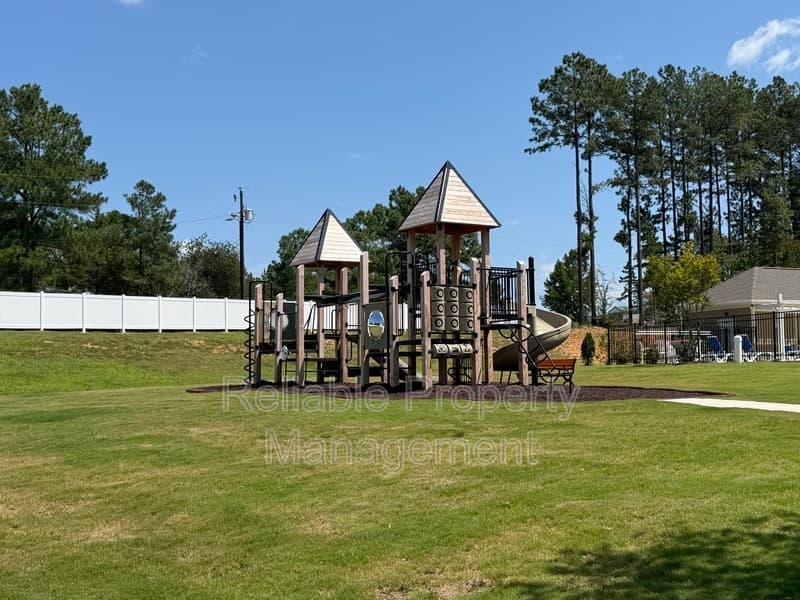 Lillington House: 354 Beachcomber