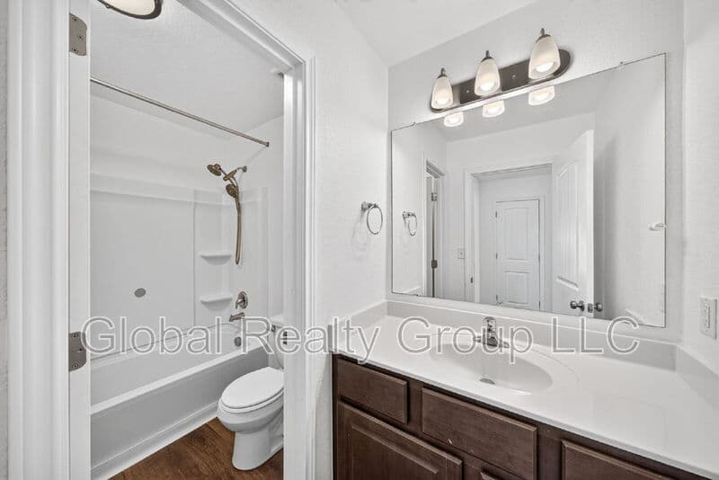 New Braunfels House: 174 Buttercup Bnd