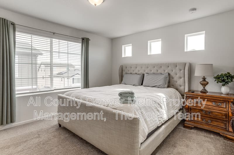 Aurora House: 4142 N Rome St