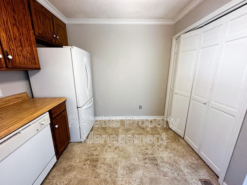Smithfield Townhome: 61 S Sussex Drive