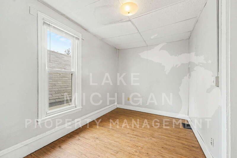 Grand Rapids Condo: 1523 Broadway Avenue NW