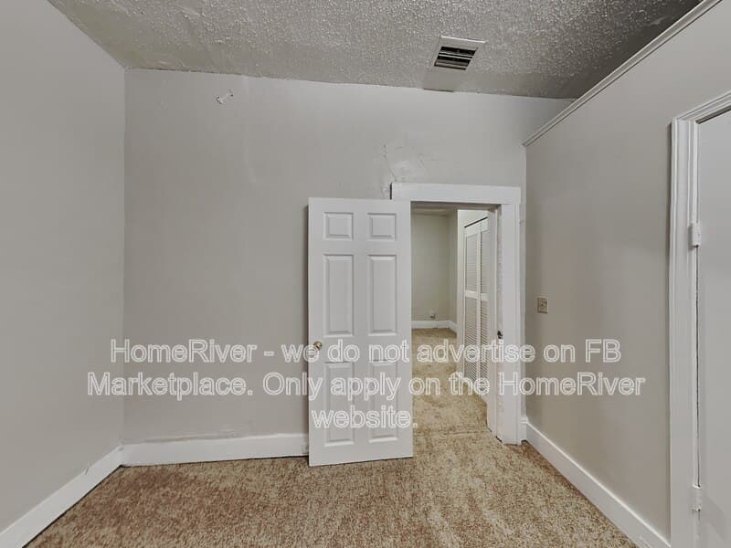 Jacksonville House: 1503 Evergreen Ave