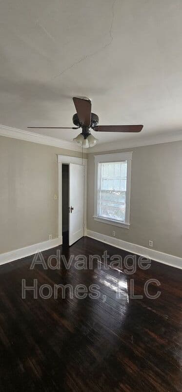Kansas City House: 3808 Roanoke