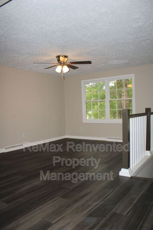 Aiken House: 3328 Vaucluse Rd.