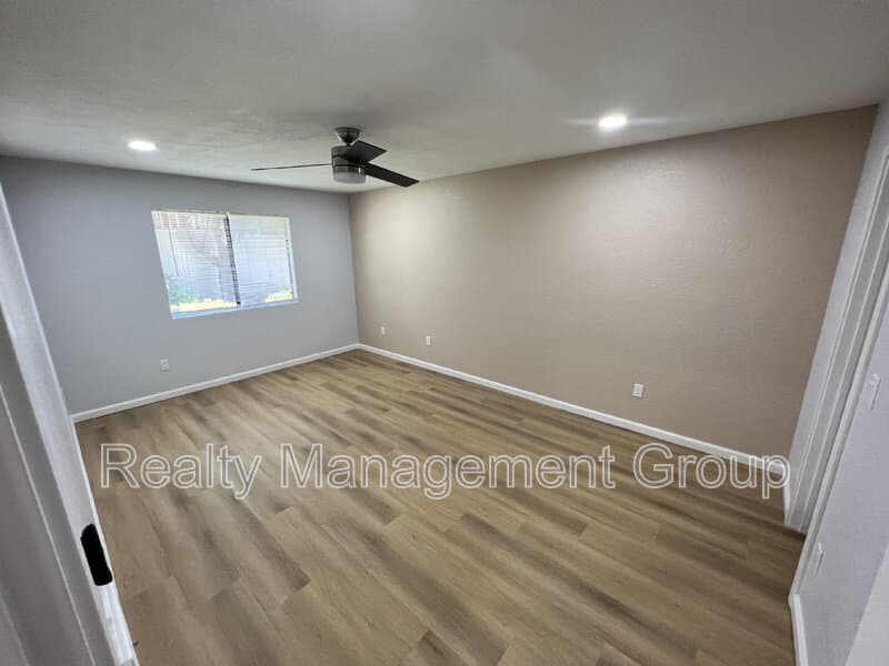 El Cajon Condo: 1013 Sunshine Ave