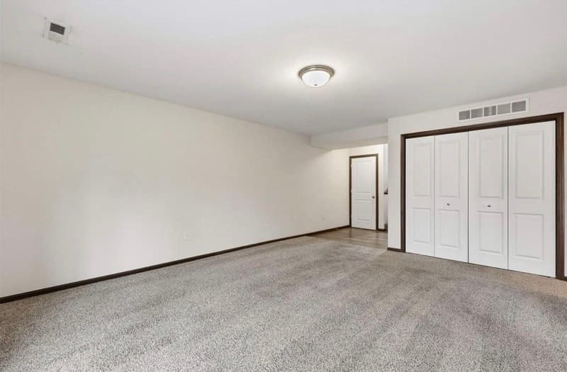 Tiffin Townhome: 461 RJ Dr