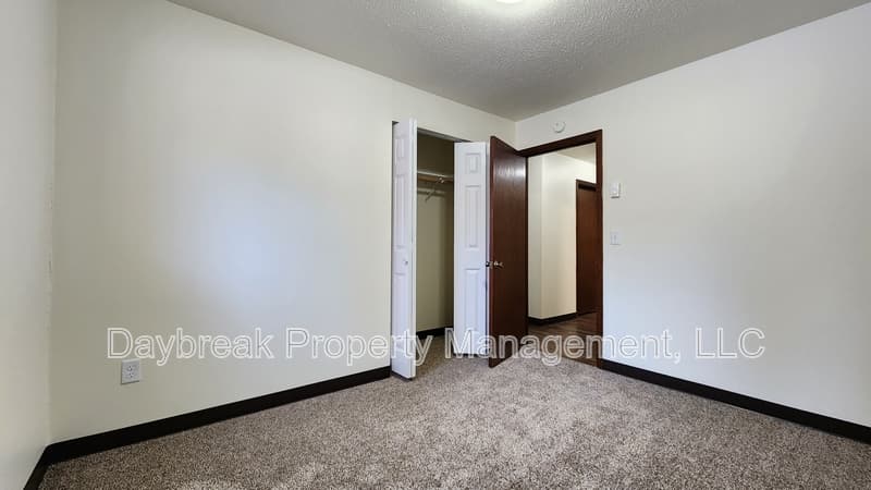 Fargo Condo: 507 11th St S - 104