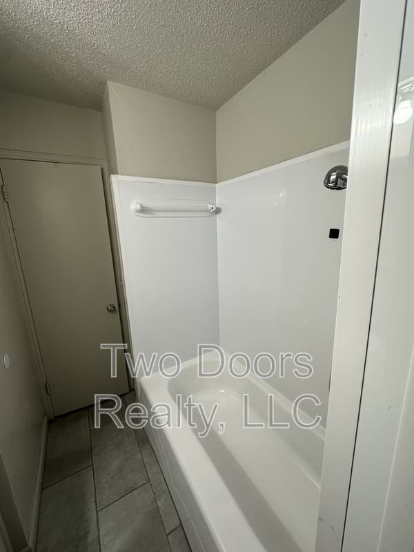 Oklahoma City House: 729 Northeast 37th Street