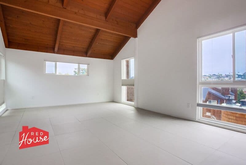 Solana Beach Condo: 325 S. Sierra Ave.
