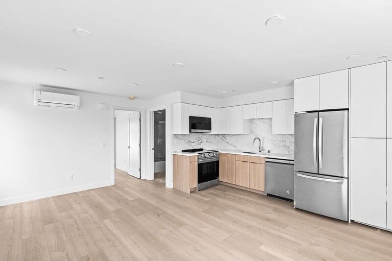 San Diego Apartment: 1259 Lincoln Avenue