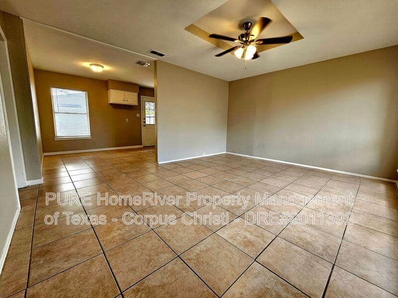 Corpus Christi, House: 4833 Mokry Drive