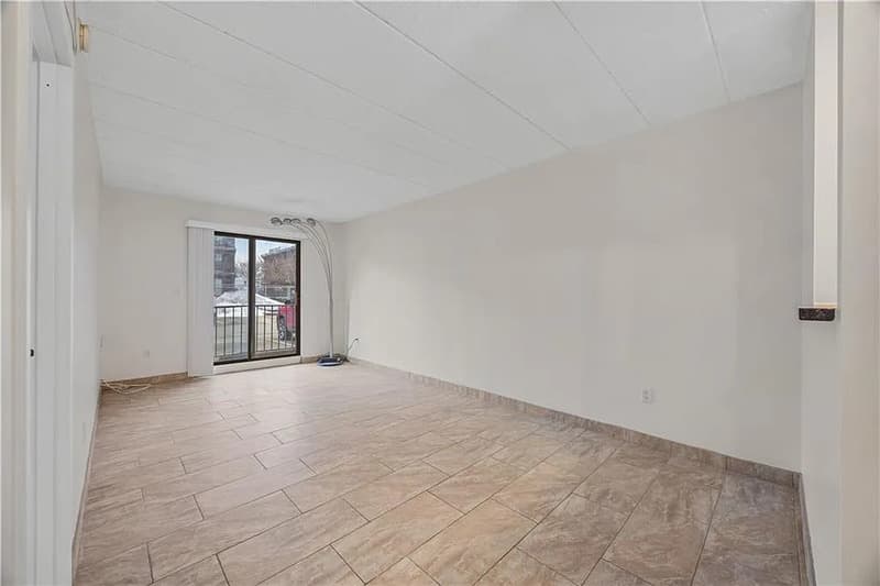 brooklyn Condo: 10842 Flatlands 9th St