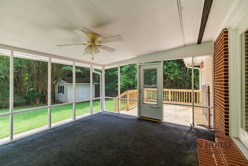 Athens House: 160 Harold Drive