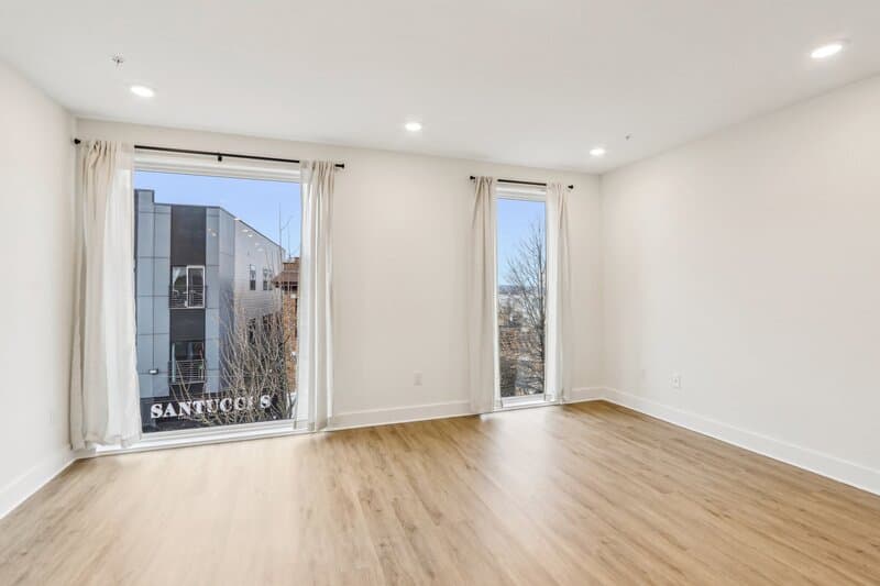 Philadelphia Condo: 6155 Ridge Avenue - 309