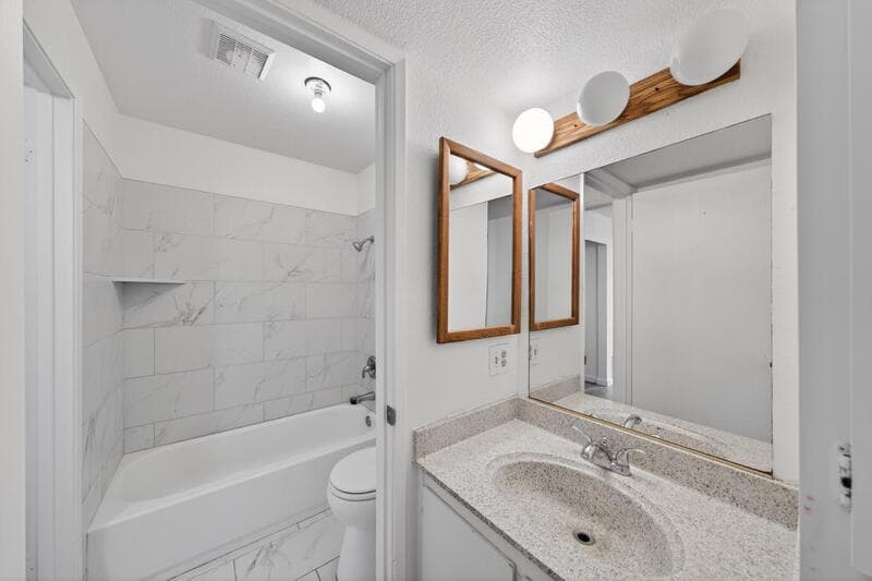 Sacramento Condo: 251 Del Verde Cir