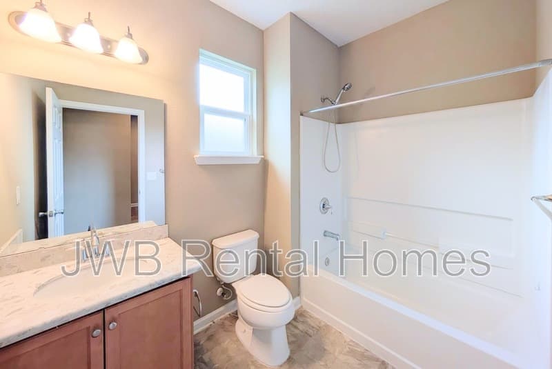 Jacksonville House: 7394 Steventon Way