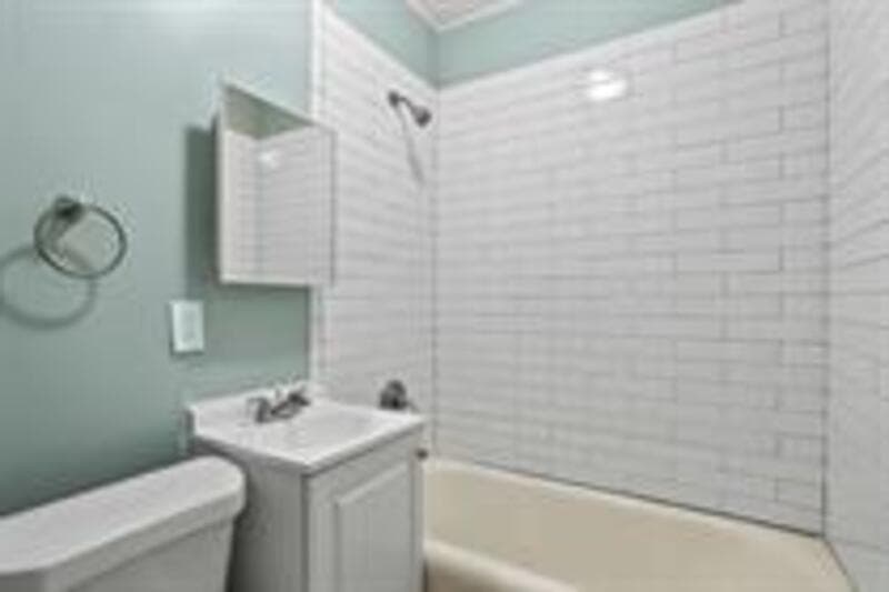 Kansas City Condo: 4545 Main St - 11