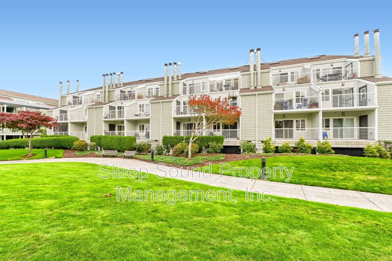 Portland Condo: 201 N Hayden Bay Dr