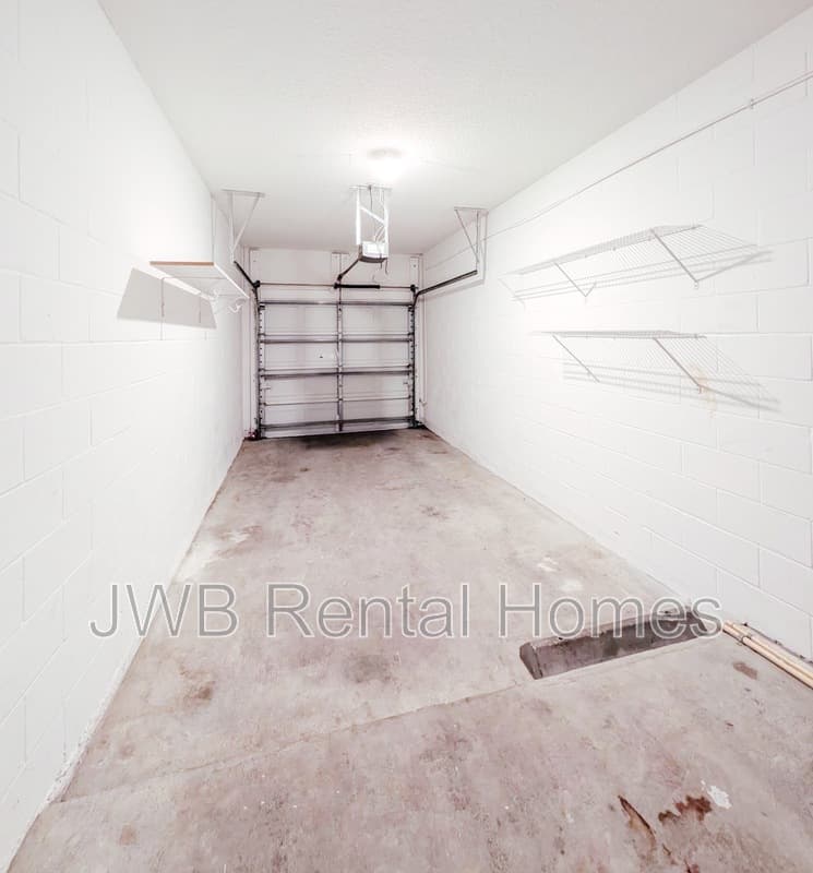 Jacksonville Condo: 12301 Kernan Forest Blvd #107