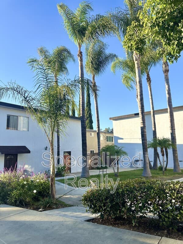 Glendale Condo: 504 Hill Drive