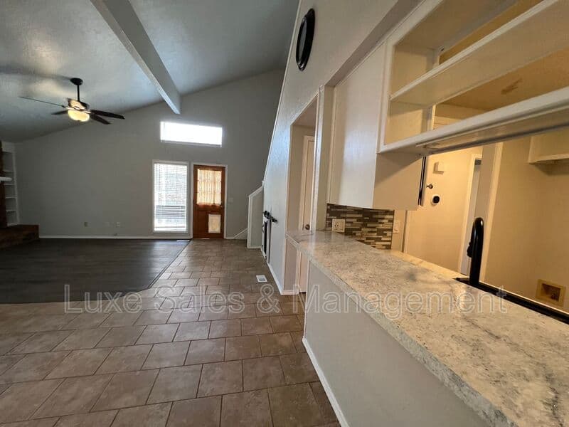 Moore House: 2137 Goodrich Drive