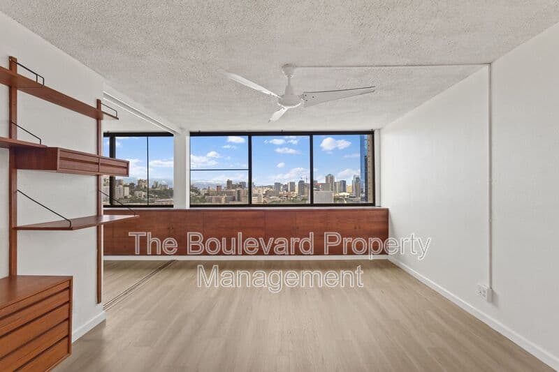 Honolulu Condo: 55 S Kukui St