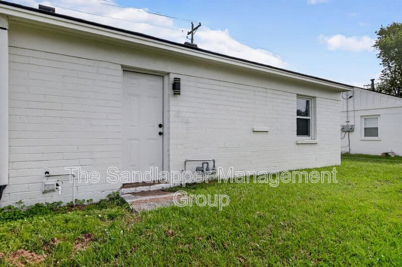 North Charleston Townhome: 3107 AZALEA DR