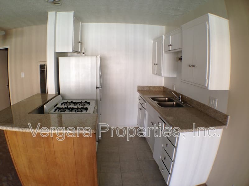 Long Beach Condo: 5551 E. 23rd St.