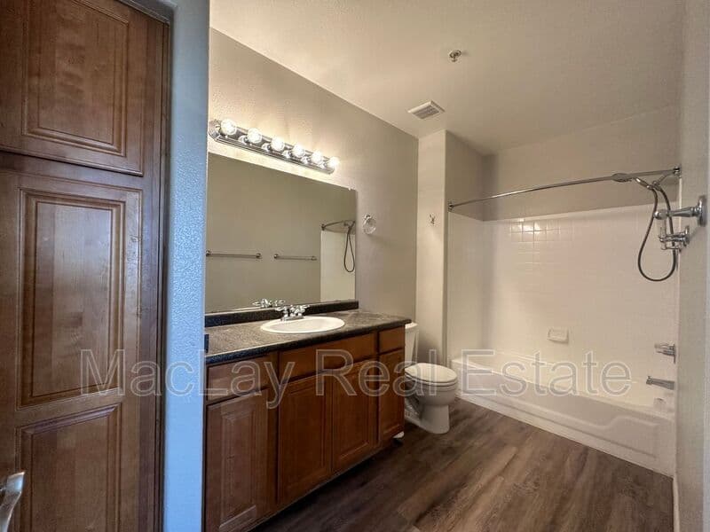 Chandler Condo: 1825 W. Ray Road