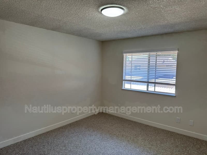 Santa Cruz Townhome: 127 Castillon Terrace