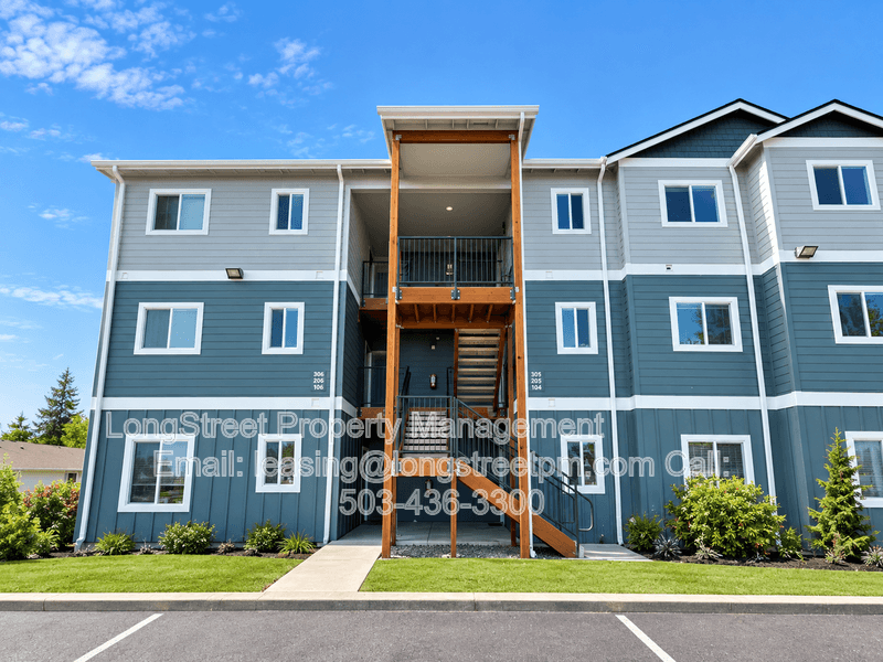 Keizer House: 3655 Pleasant View Dr NE