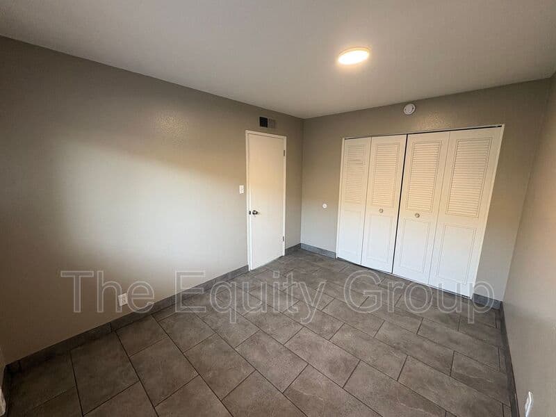 Visalia Condo: 3108 West Walnut Ave