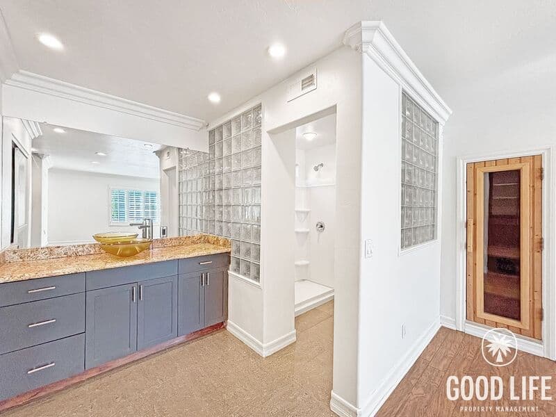 Spring Valley House: 10194 Diamond Head Ct