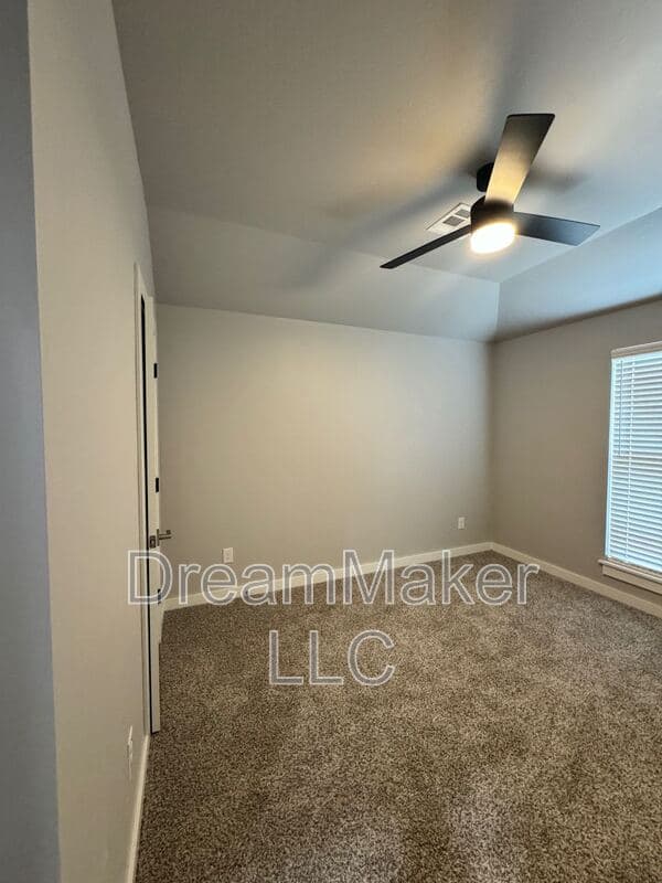 Goldsby House: 715 Apple Blossom Way