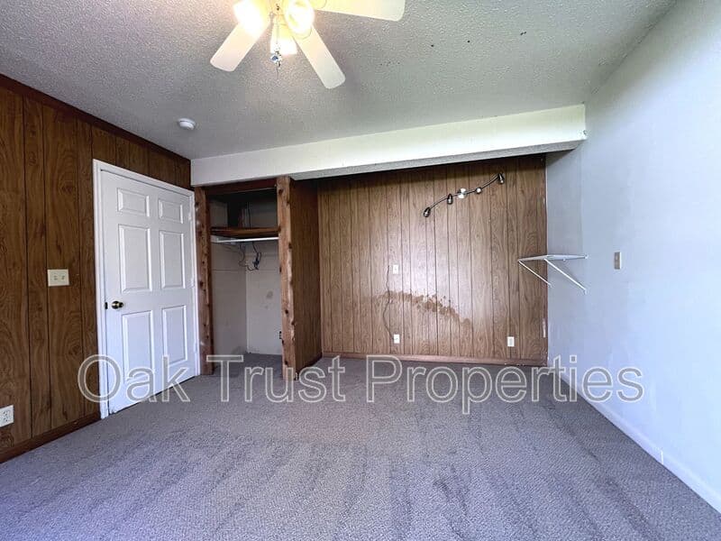 North Charleston House: 6649 Bent Creek Drive