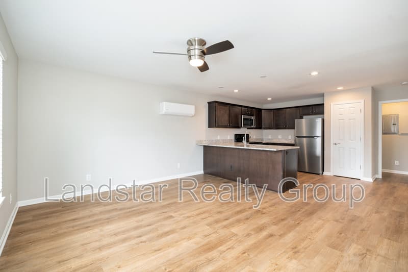 Louisville Condo: 7312 Tiger Way