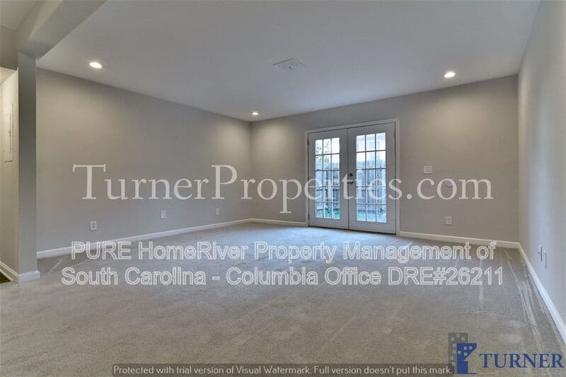 Columbia House: 308 Percival Rd