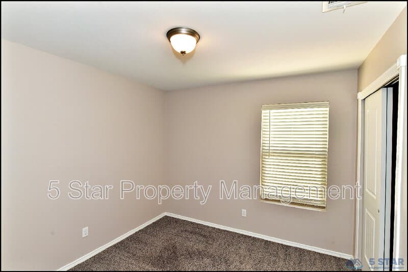 Horizon City House: 963 Aircoupe Way !!