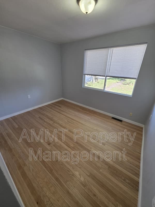 Marion House: 1095 3rd Street