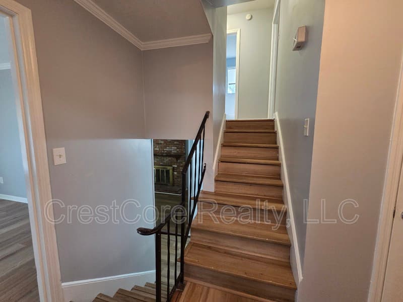 Memphis House: 2993 Laurencekirk Rd