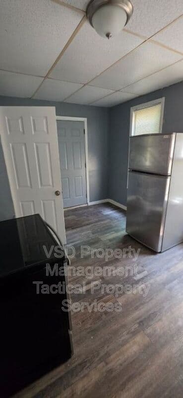 Cleveland Condo: 1583 E 84 St
