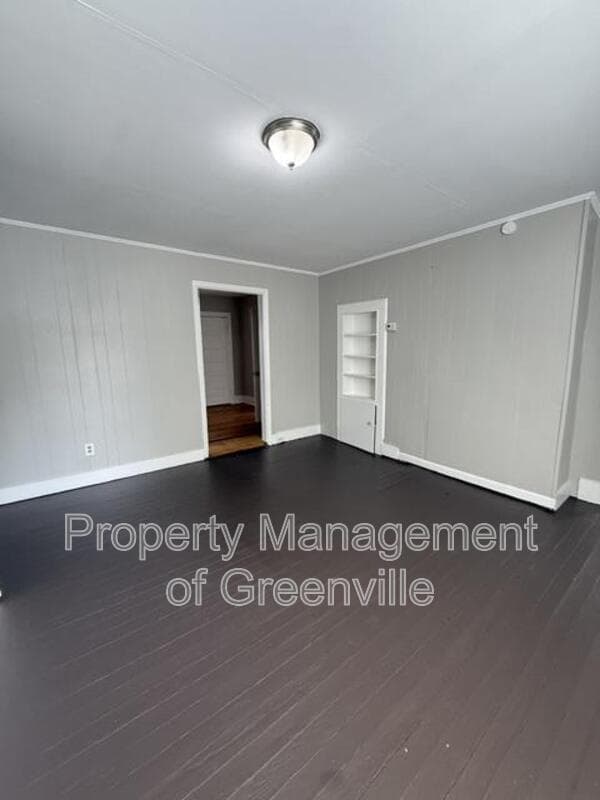 Greenville House: 33 6th Street