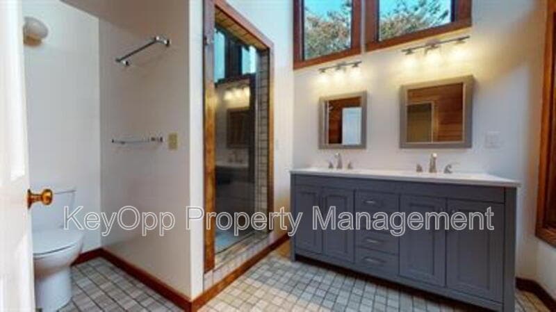 San Francisco House: 450 28th Avenue