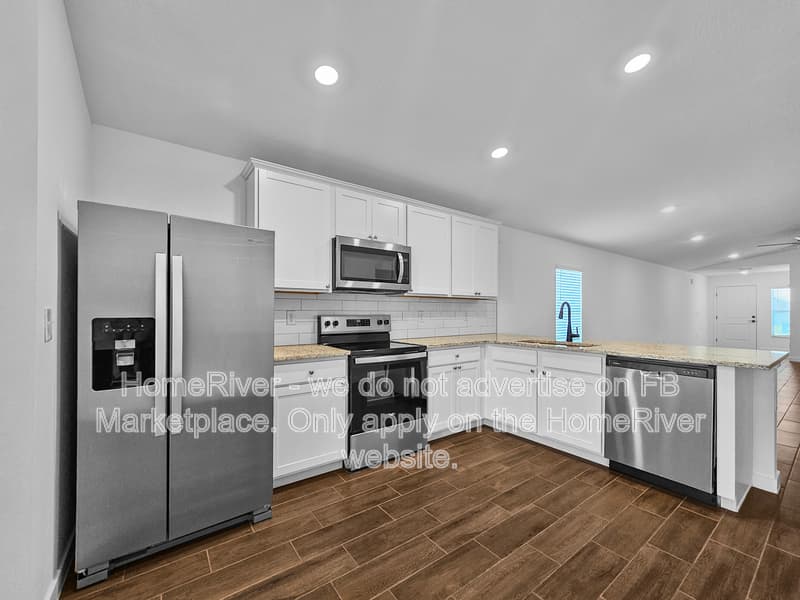 Brooksville House: 29669 Fedora Cir
