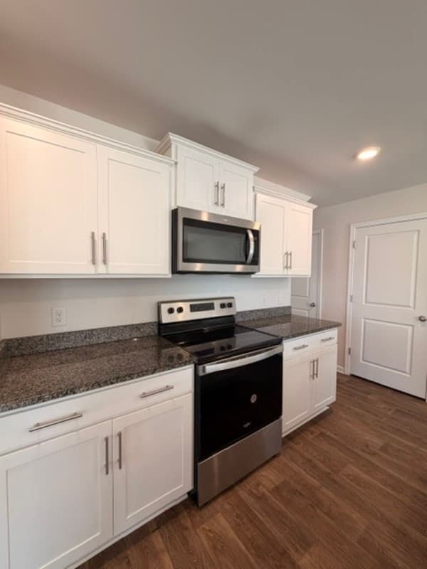 Columbia House: 205 Dunham Road