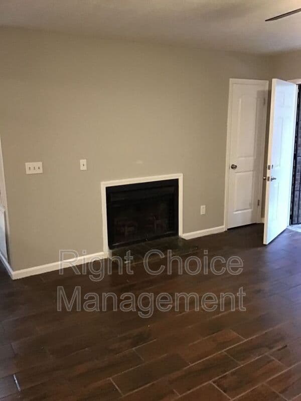 Columbus Condo: 1968 Bunker Hill
