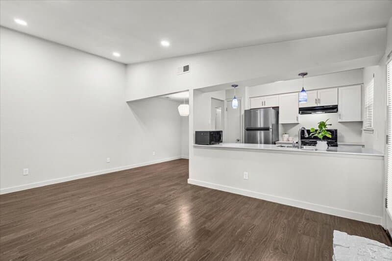 Austin Condo: 826 King Albert Street - B