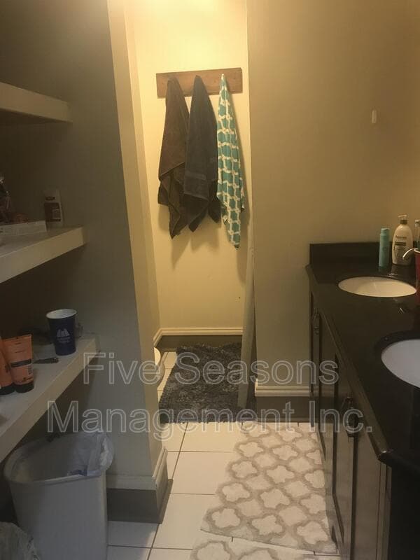 Burlington Condo: 76 North Union Street - 1
